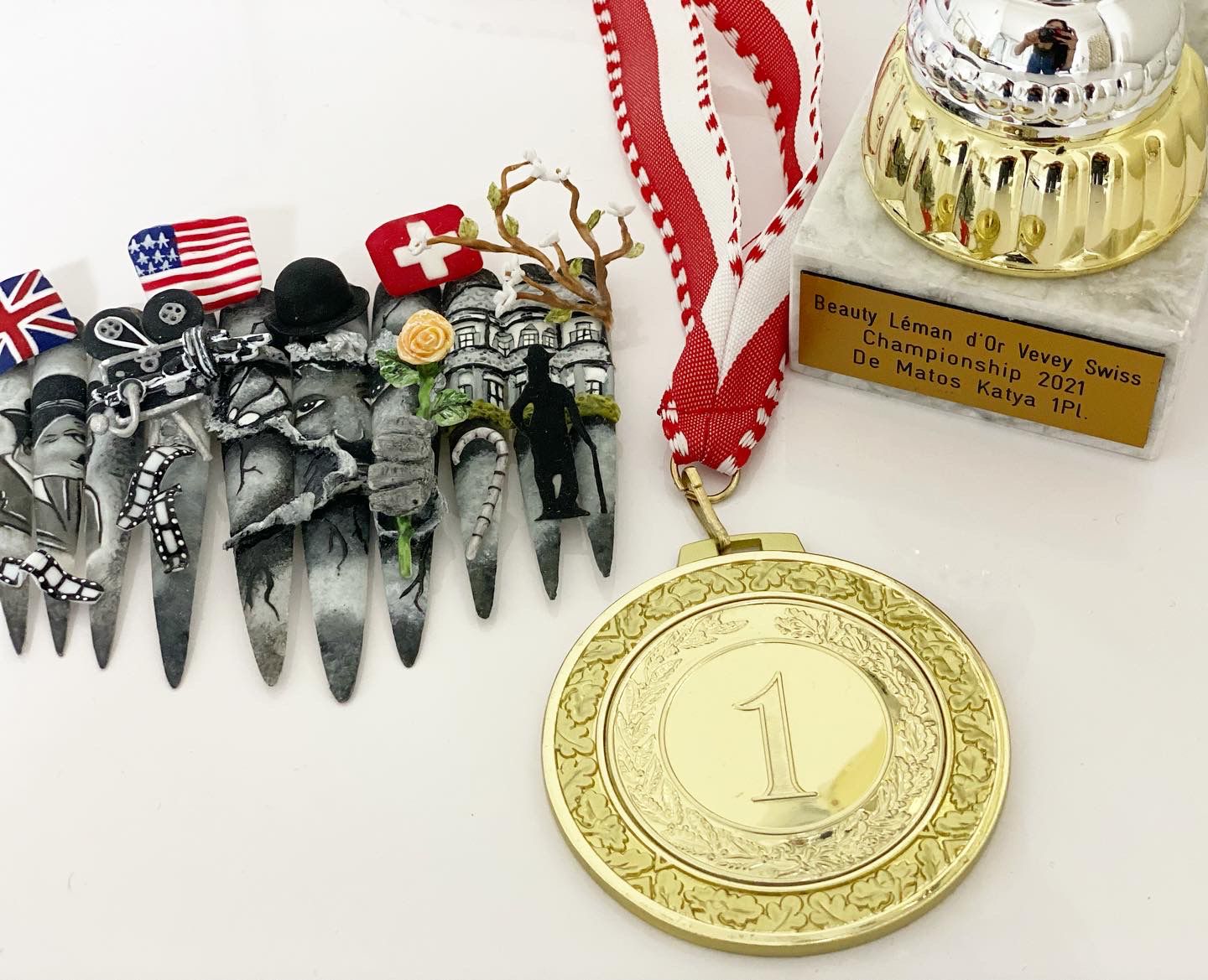 A 23 ans, elle a déjà remporté deux concours internationaux de dessin sur ongles